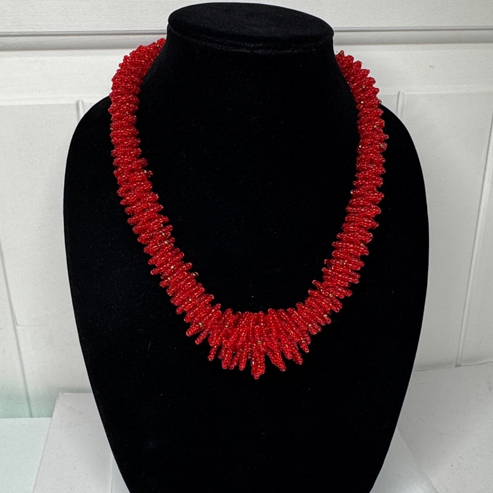 Red Sea bead necklace